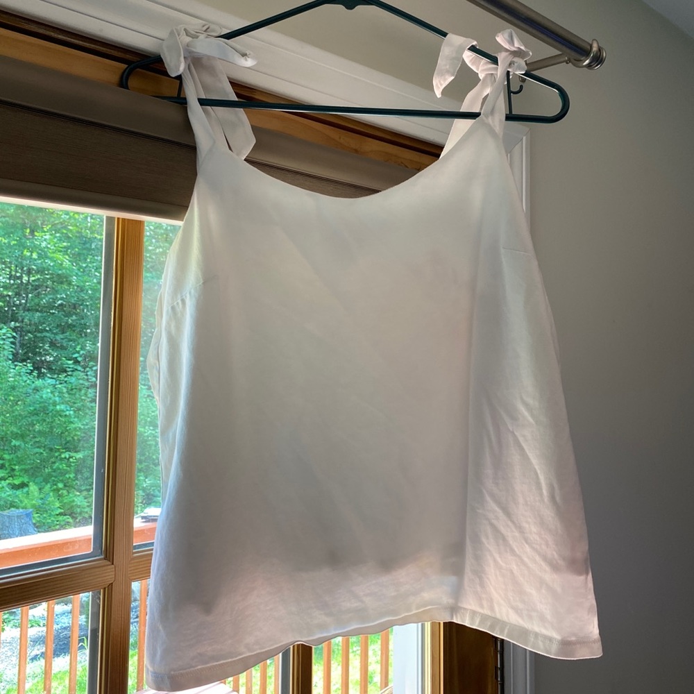 Tie shoulder tank